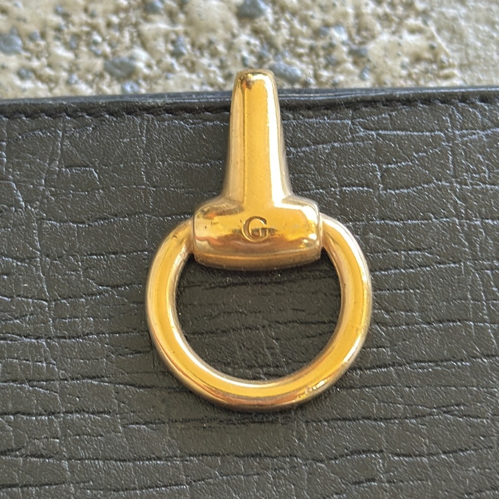 GUCCI black leather gold hardware bifold square wallet - Picture 3 of 13